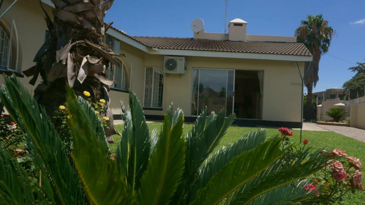 Bridgeville Guest House Gaborone Exterior photo