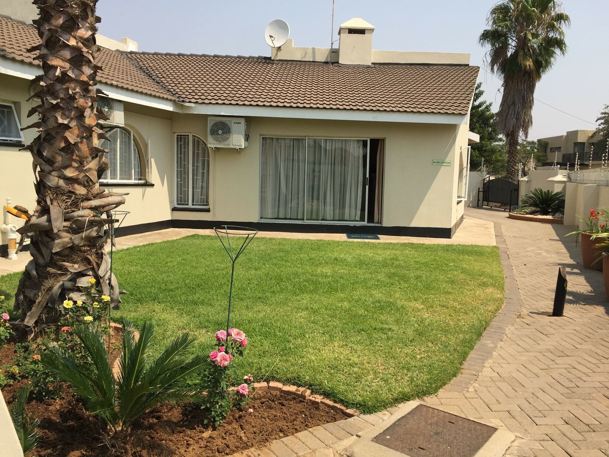 Bridgeville Guest House Gaborone Exterior photo